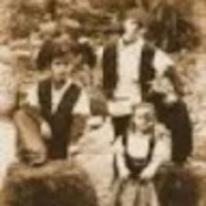 Meet your Posher, Harmony